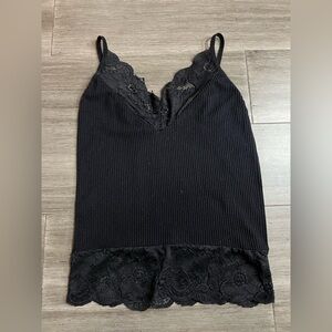 Active Basics Lace Trim‎ Top